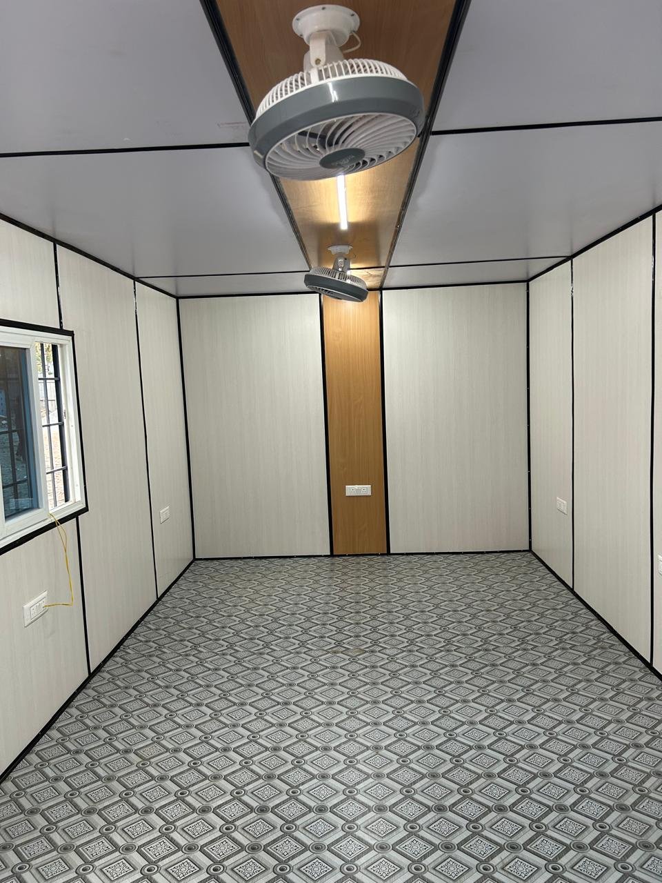 Meco Portable Container