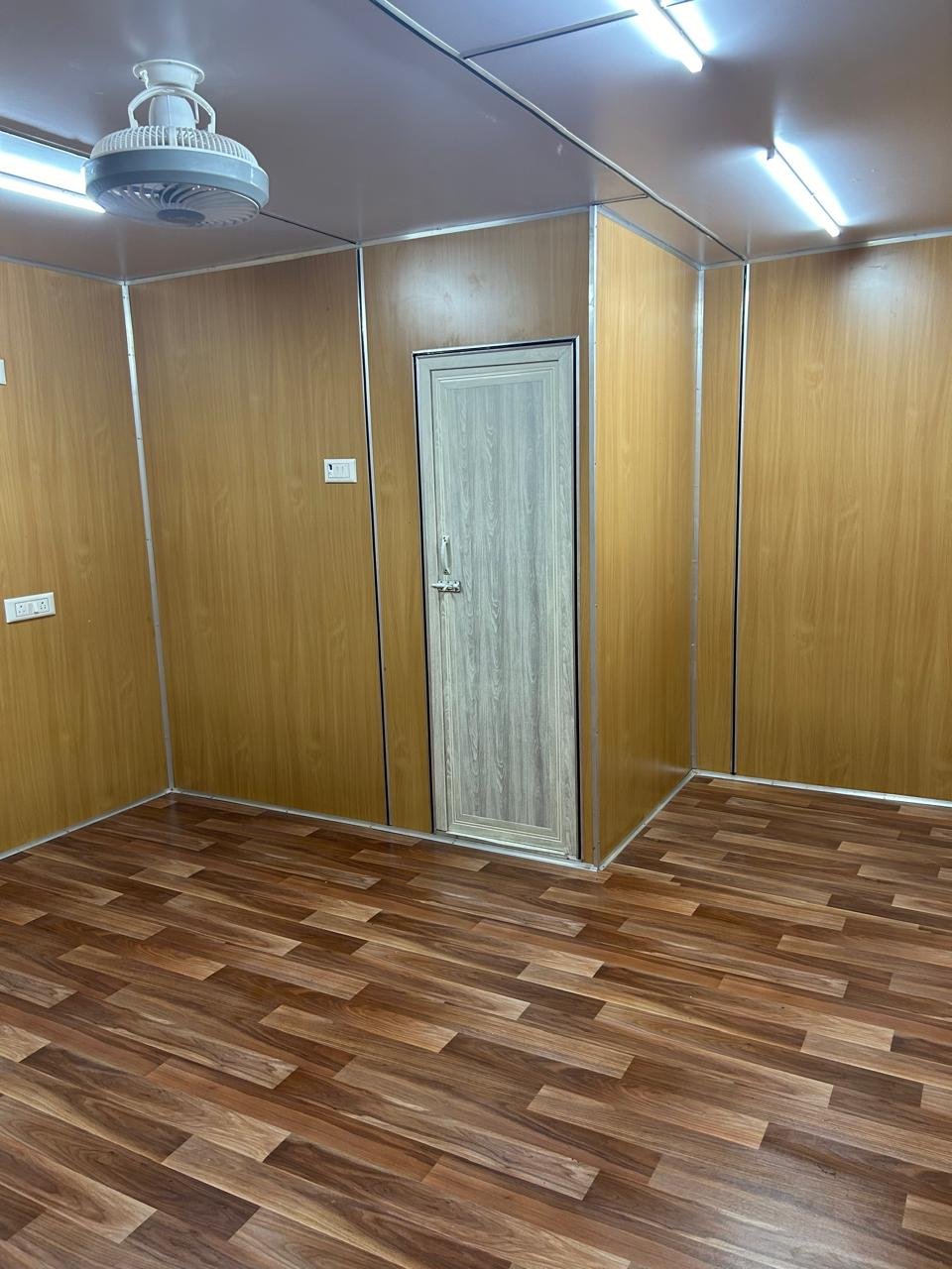 Meco Portable Container
