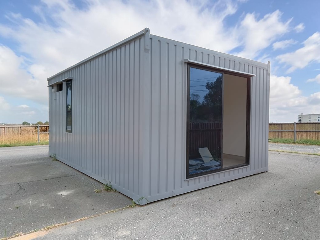 Meco Portable Container