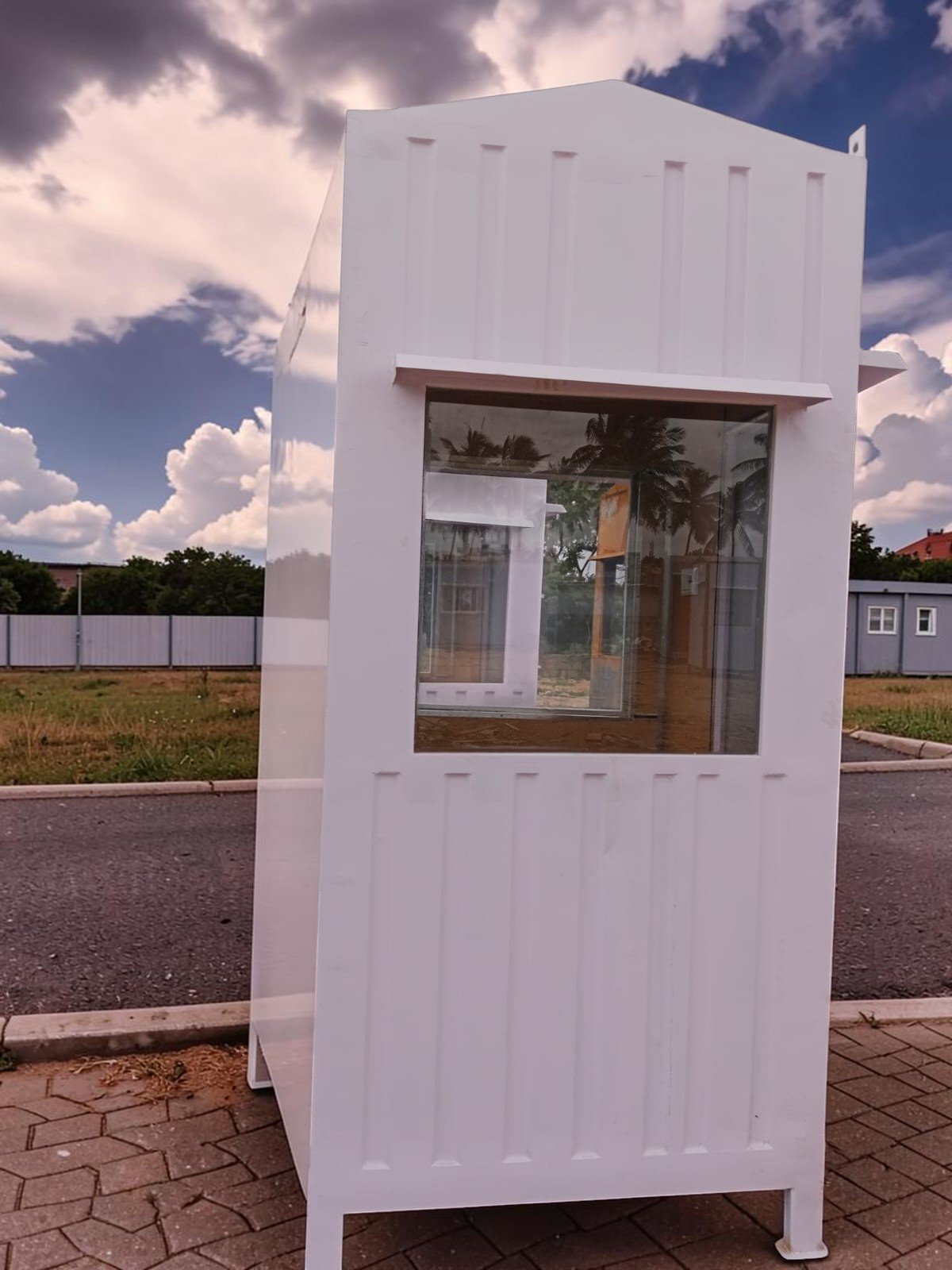 Meco Portable Container